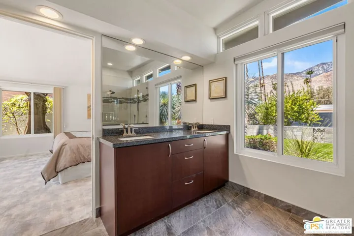 1120 S Calle De Maria, Palm Springs, California 92264