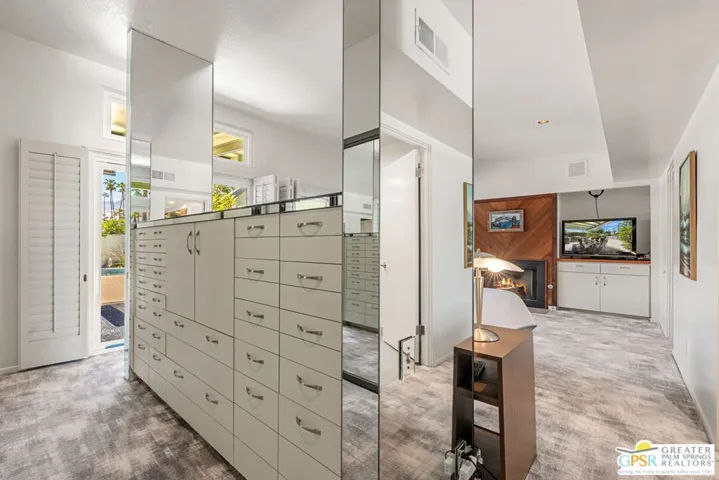 1120 S Calle De Maria, Palm Springs, California 92264