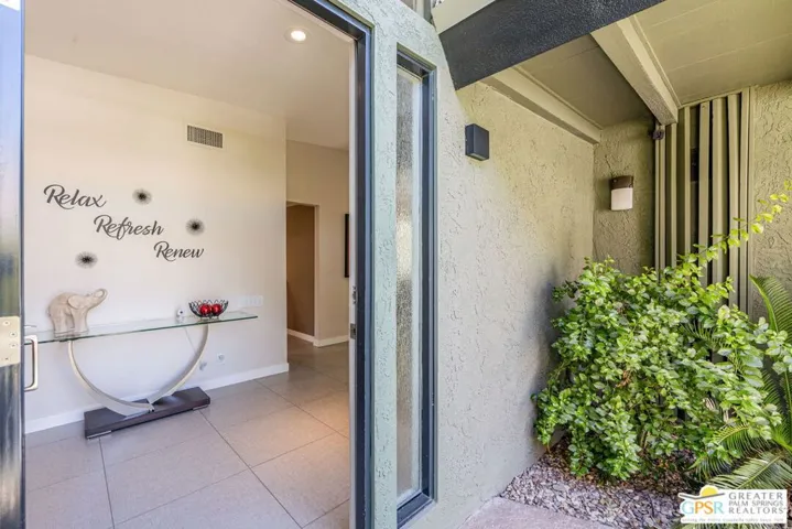 1120 S Calle De Maria, Palm Springs, California 92264
