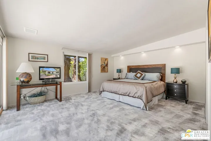 1120 S Calle De Maria, Palm Springs, California 92264