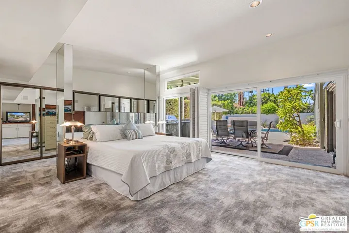 1120 S Calle De Maria, Palm Springs, California 92264