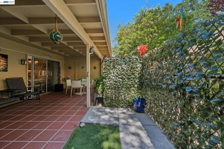 2029 Ptarmigan Dr 2, Walnut Creek, California 94595