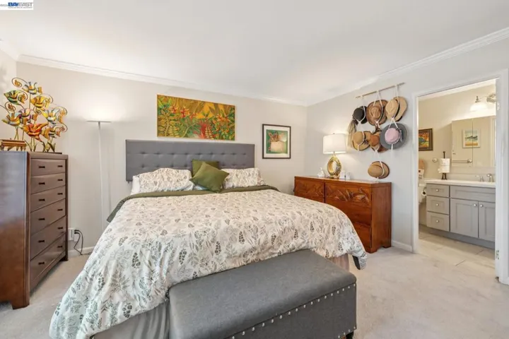 2029 Ptarmigan Dr 2, Walnut Creek, California 94595