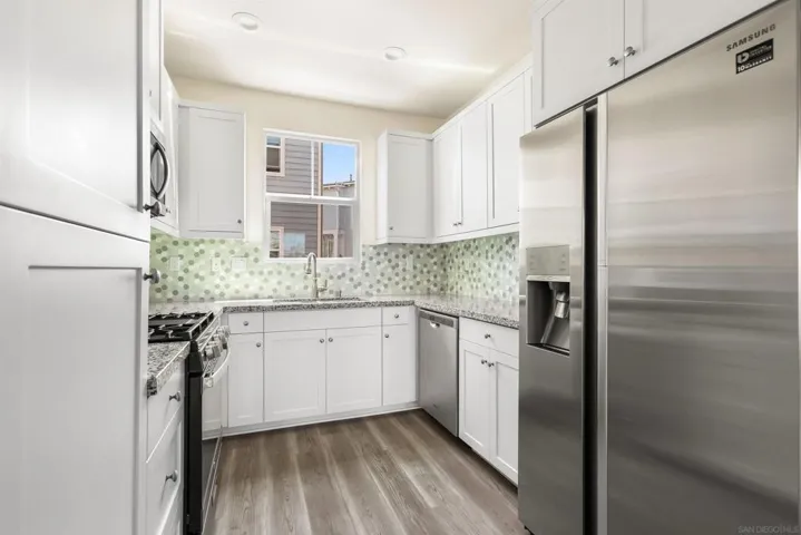513 Pelican Ln, Imperial Beach, California 91932
