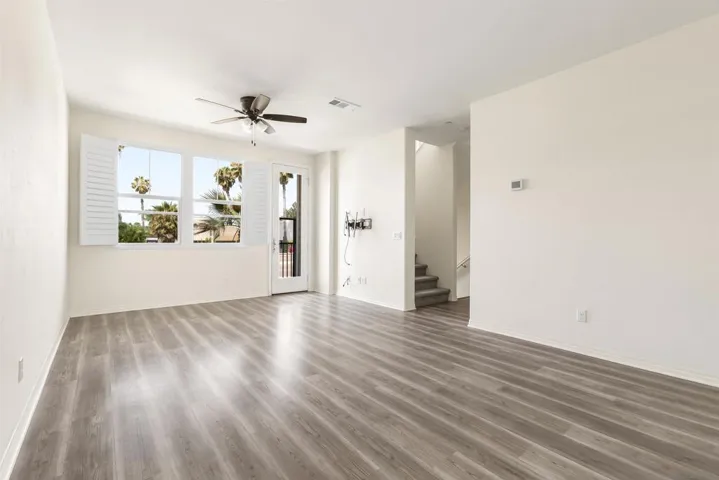 513 Pelican Ln, Imperial Beach, California 91932