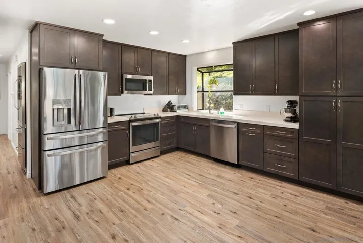 1780 Grove, El Cajon, California 92020