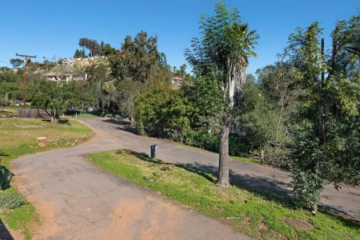 1780 Grove, El Cajon, California 92020