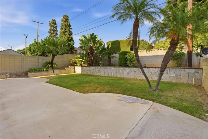 19206 Andmark Avenue, Carson, California 90746