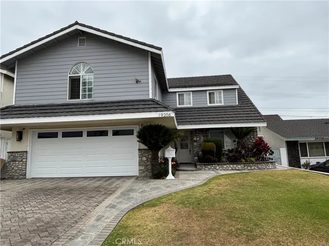 19206 Andmark Avenue, Carson, California 90746