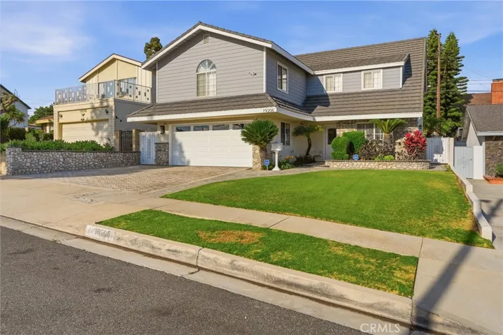 19206 Andmark Avenue, Carson, California 90746
