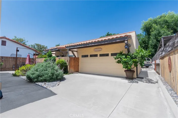 2015 Oak, Paso Robles, California 93446