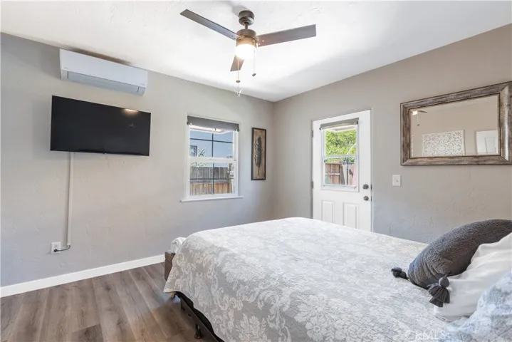 2015 Oak, Paso Robles, California 93446