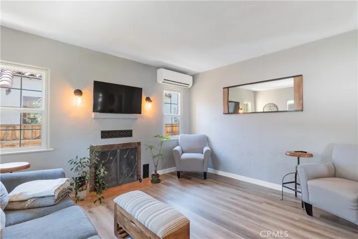 2015 Oak, Paso Robles, California 93446