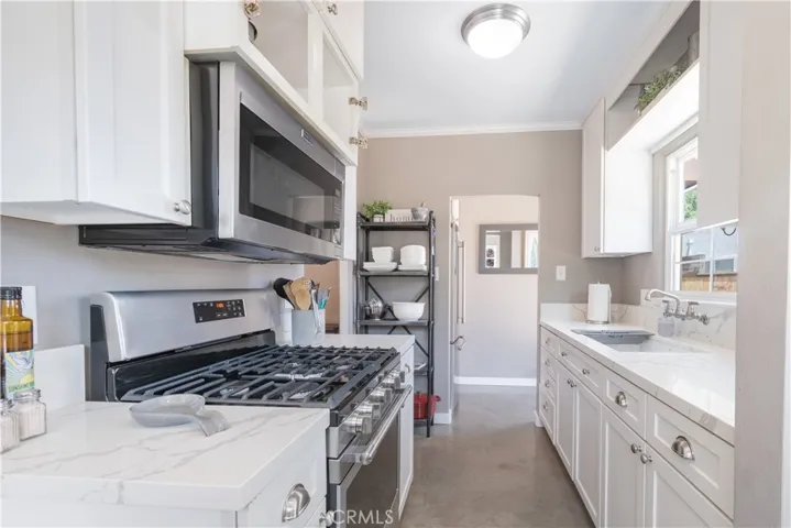 2015 Oak, Paso Robles, California 93446