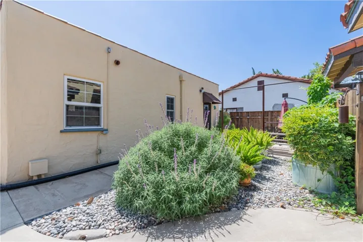 2015 Oak, Paso Robles, California 93446