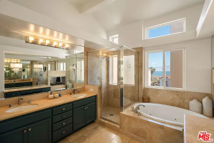6422 Lunita Road, Malibu, California 90265