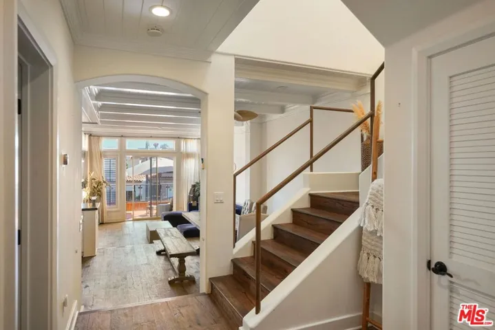 6422 Lunita Road, Malibu, California 90265