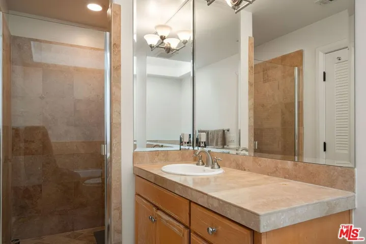 6422 Lunita Road, Malibu, California 90265