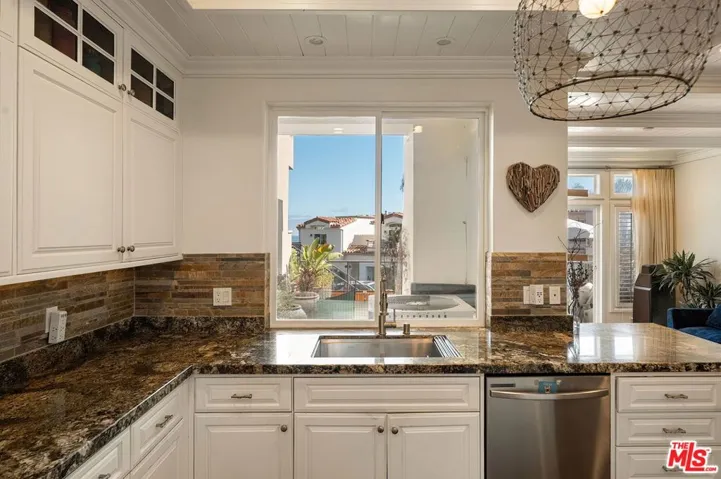 6422 Lunita Road, Malibu, California 90265