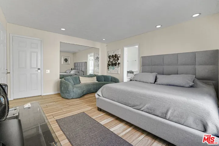 1 Jib Street 101, Marina Del Rey, California 90292