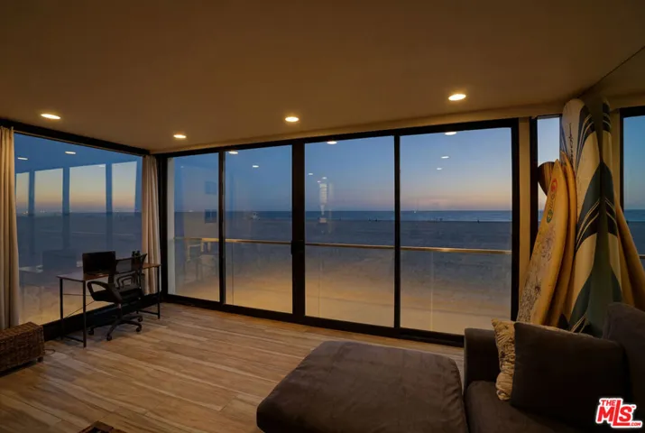 1 Jib Street 101, Marina Del Rey, California 90292