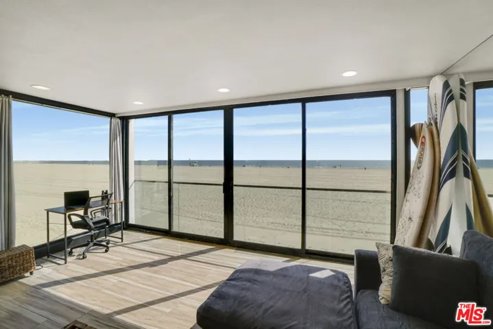1 Jib Street 101, Marina Del Rey, California 90292