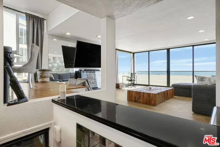 1 Jib Street 101, Marina Del Rey, California 90292