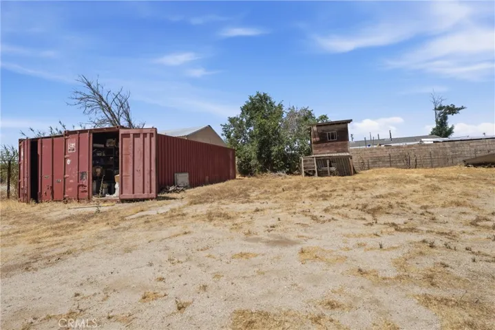 42735 2nd E, Lancaster, California 93535