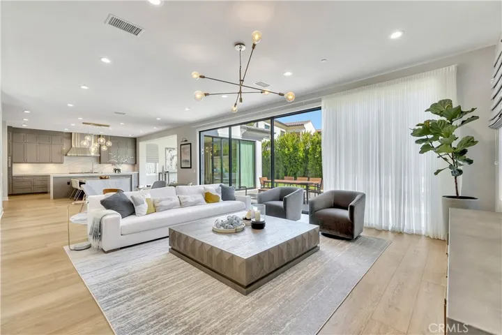 65 Buttonquail, Irvine, California 92618