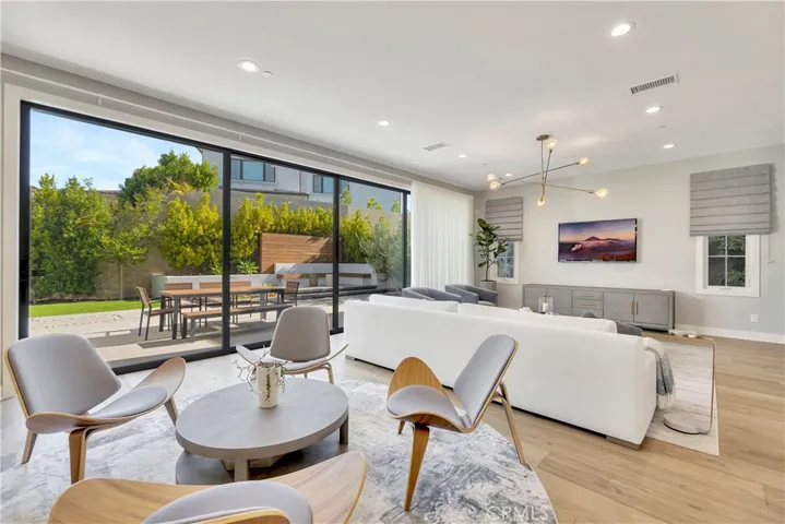 65 Buttonquail, Irvine, California 92618
