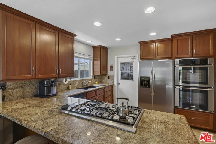 5878 Wheelhouse Lane, Agoura Hills, California 91301