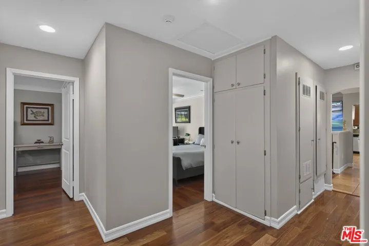 5878 Wheelhouse Lane, Agoura Hills, California 91301