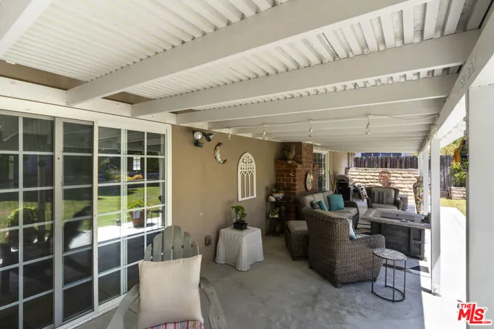 5878 Wheelhouse Lane, Agoura Hills, California 91301