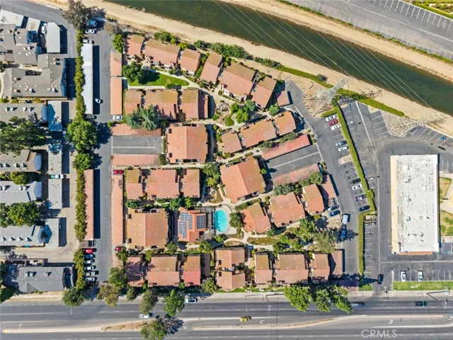 1550 W Ashlan, Fresno, California 93705