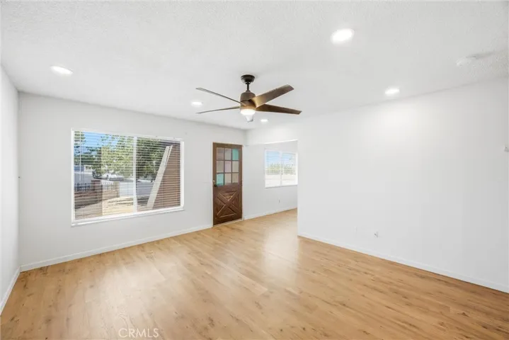 2037 Sequoia, Barstow, California 92311