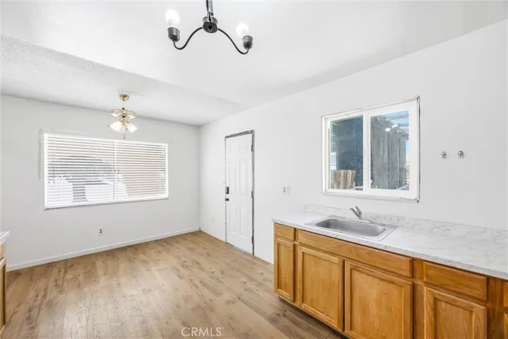 2037 Sequoia, Barstow, California 92311