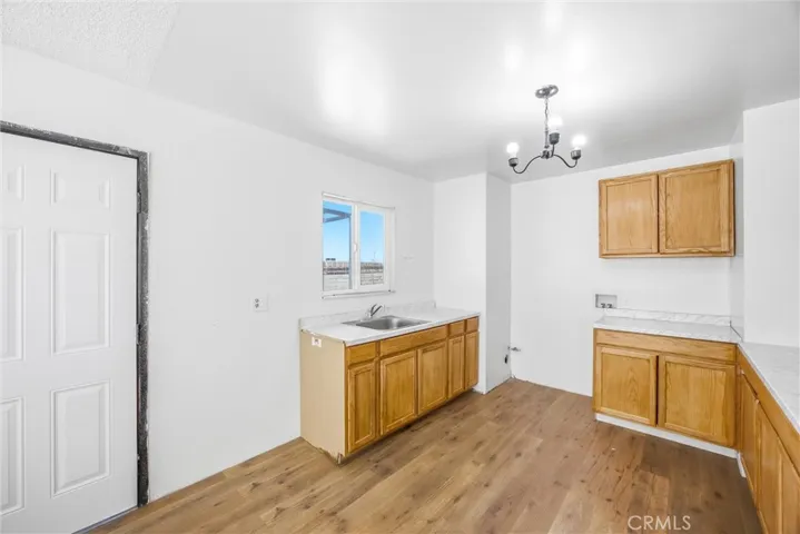 2037 Sequoia, Barstow, California 92311