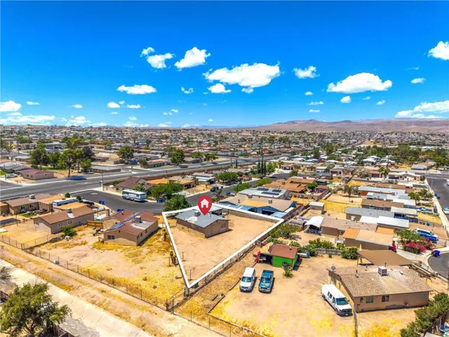 2037 Sequoia, Barstow, California 92311