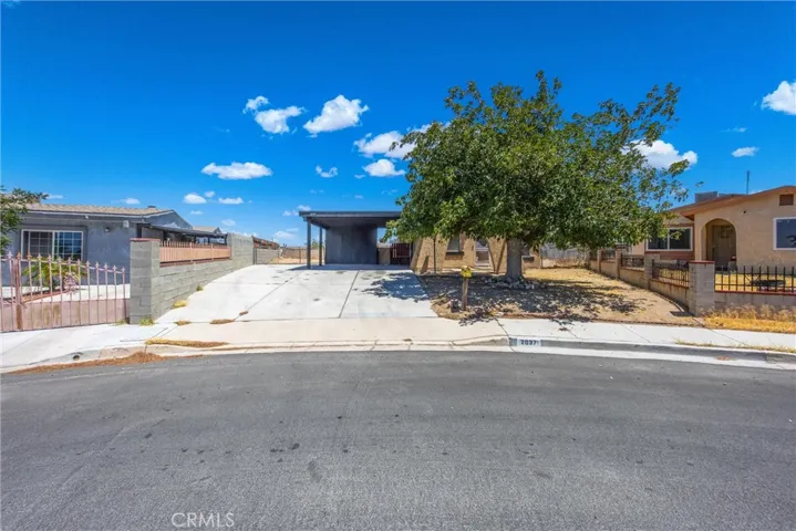 2037 Sequoia, Barstow, California 92311
