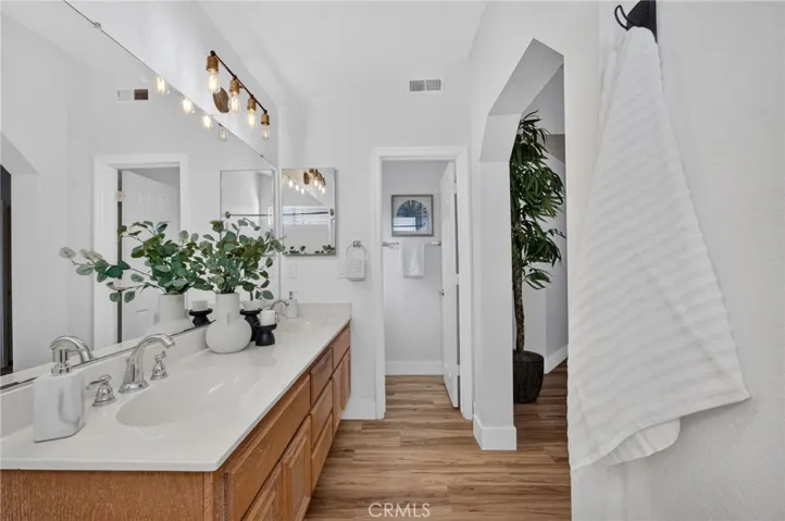 24593 New Haven, Murrieta, California 92562