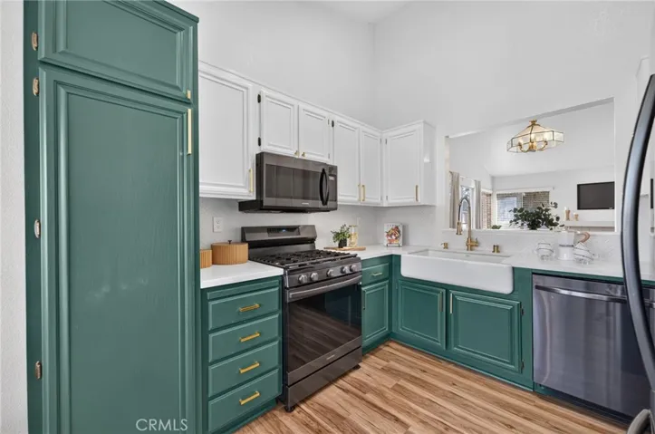 24593 New Haven, Murrieta, California 92562