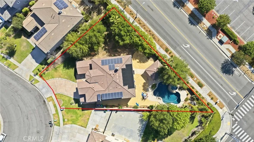 2238 Toulouse, Corona, California 92882