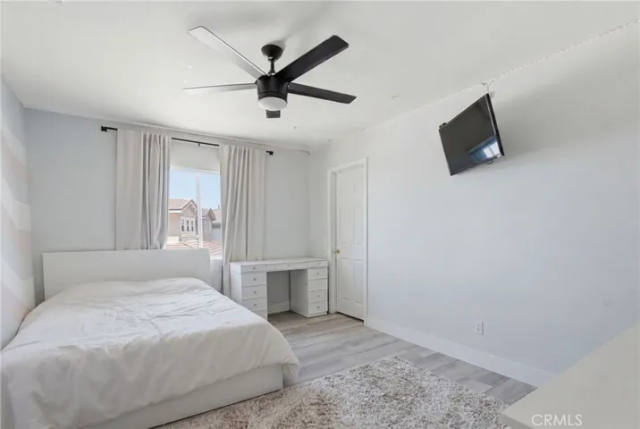 2238 Toulouse, Corona, California 92882