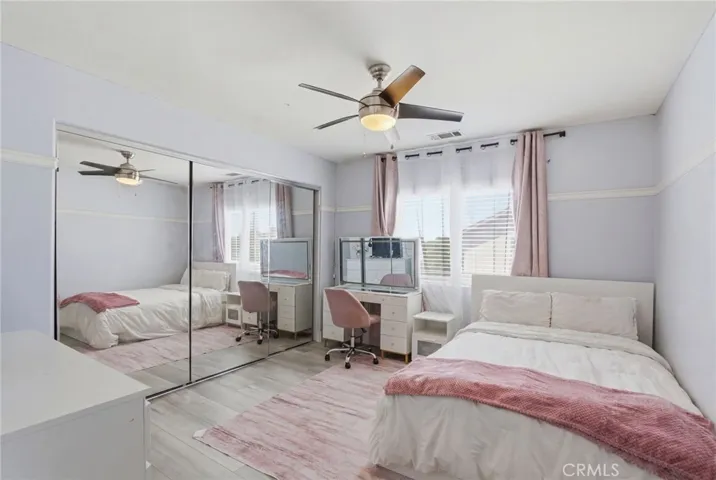 2238 Toulouse, Corona, California 92882