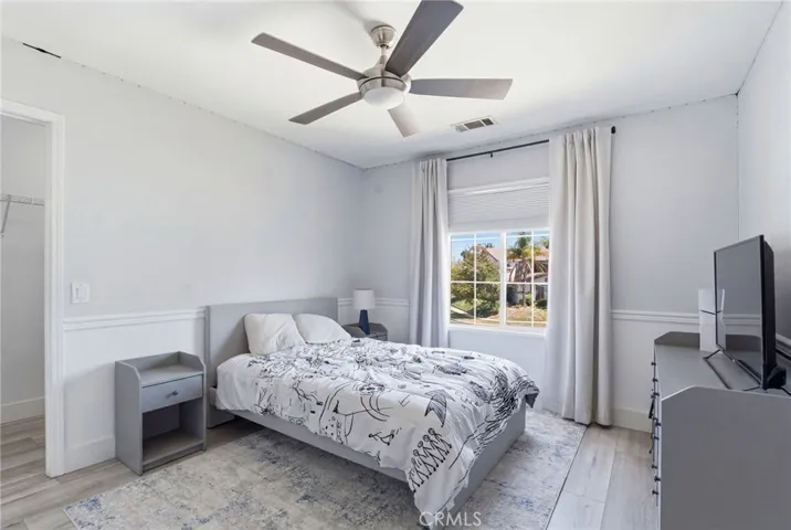 2238 Toulouse, Corona, California 92882