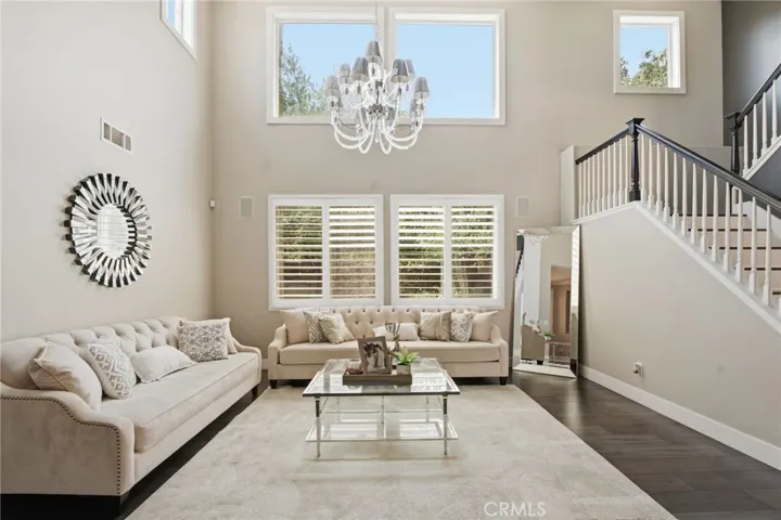 2238 Toulouse, Corona, California 92882