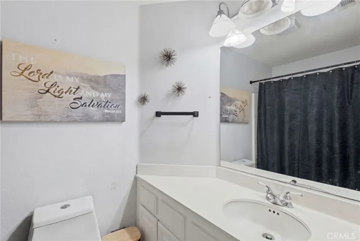 2238 Toulouse, Corona, California 92882