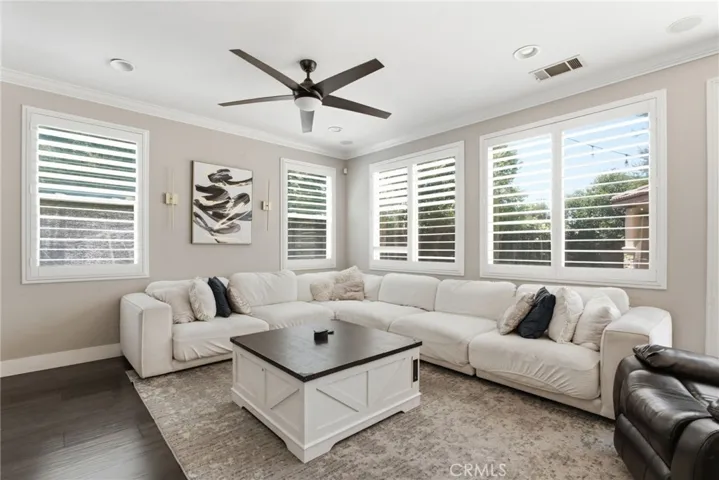 2238 Toulouse, Corona, California 92882