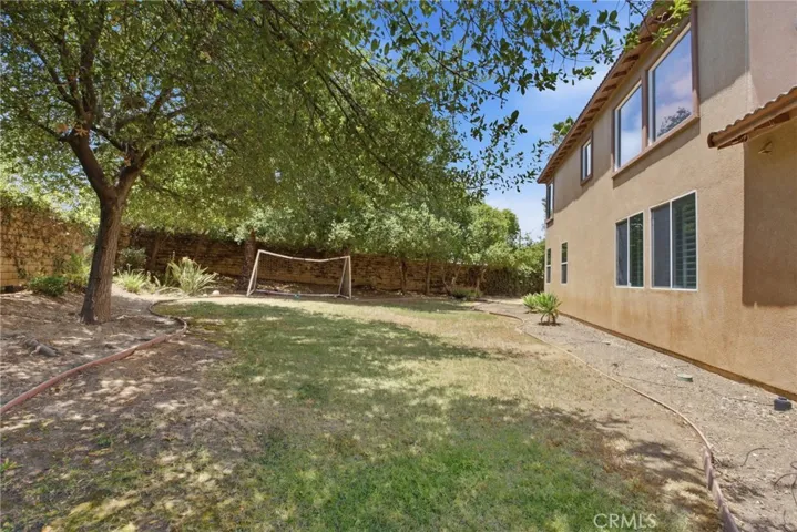 2238 Toulouse, Corona, California 92882