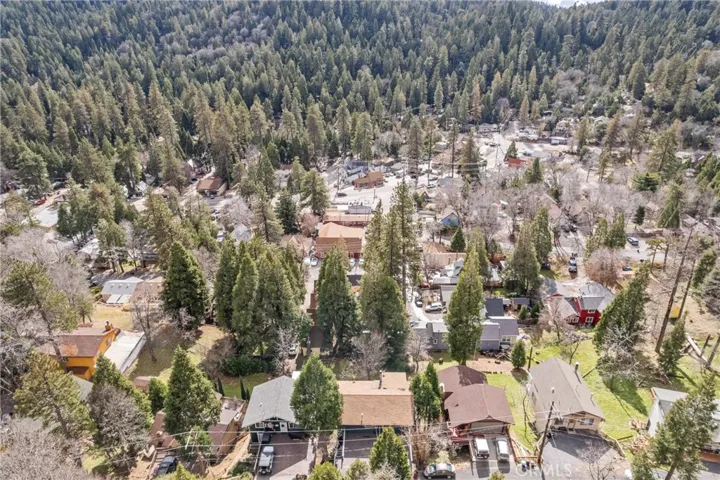 23771 Zuger Dr, Crestline, California 92325